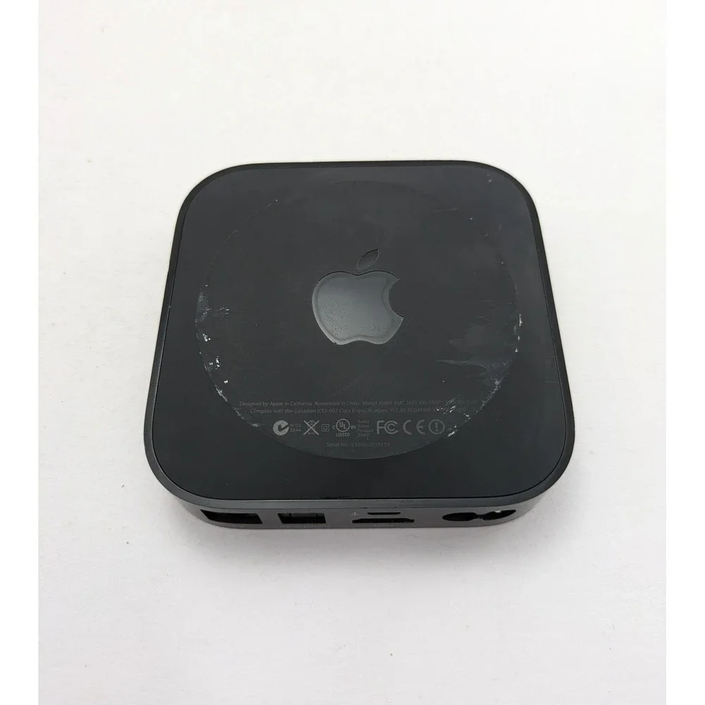 Apple TV (3rd Generation) 8GB Digital HD Media Streamer Black With Gray Remote